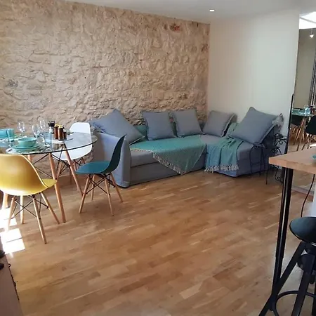 Studio Zen Near Beach Airco Terrace *