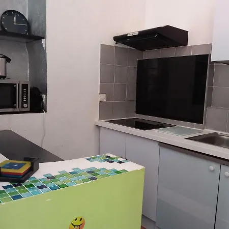 Studio Zen Near Beach Airco Terrace *